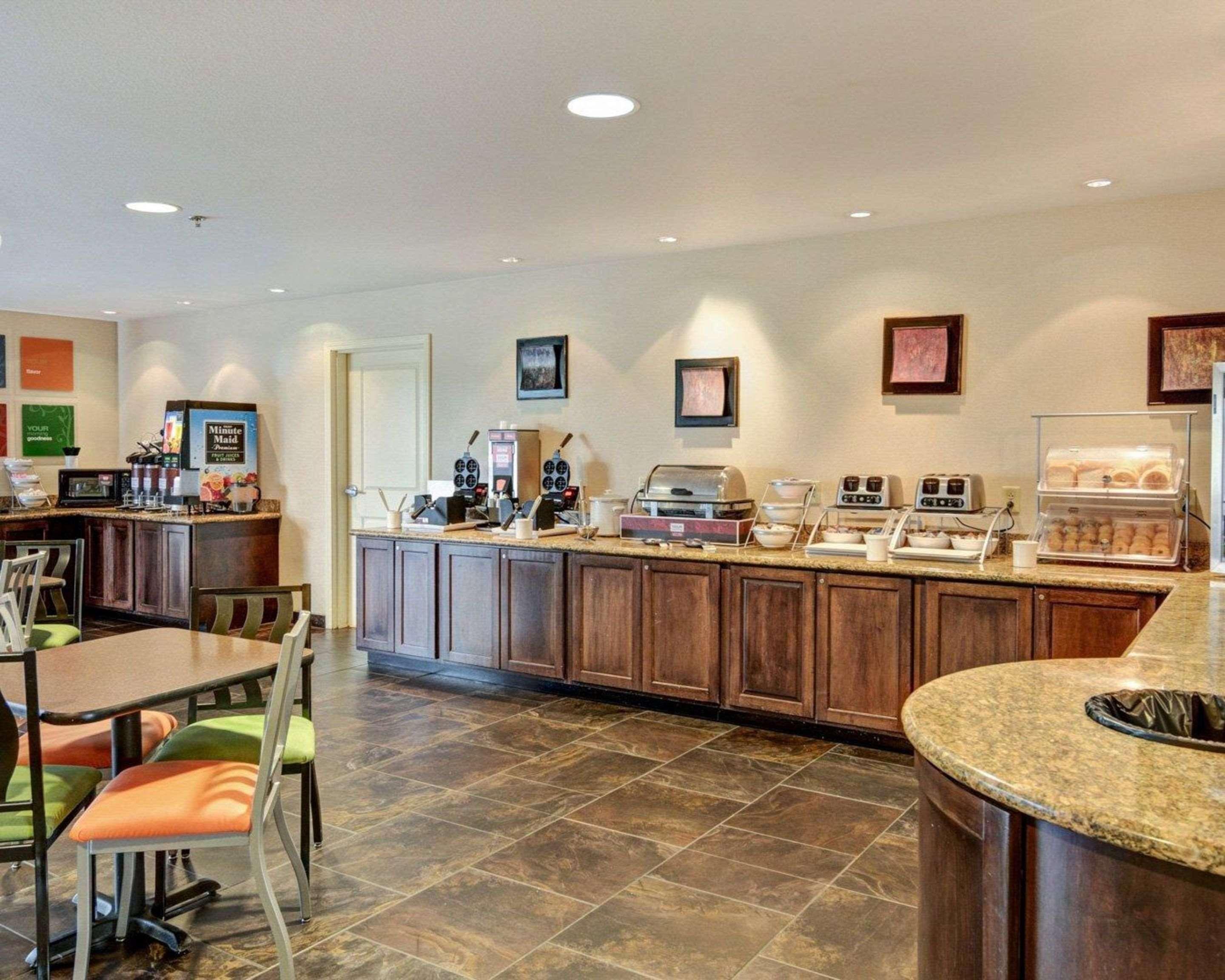 Comfort Suites Near Hot Springs Park Luaran gambar